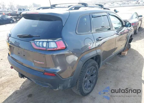 2021 Jeep Cherokee Trailhawk 4X4 from USA, damaged, VIN 1C4PJMBXXMD162536